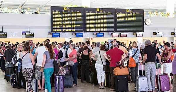 queues_in_eu_airports_cropped.jpg