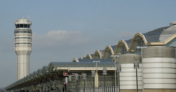 reagan_airport_resized.jpg