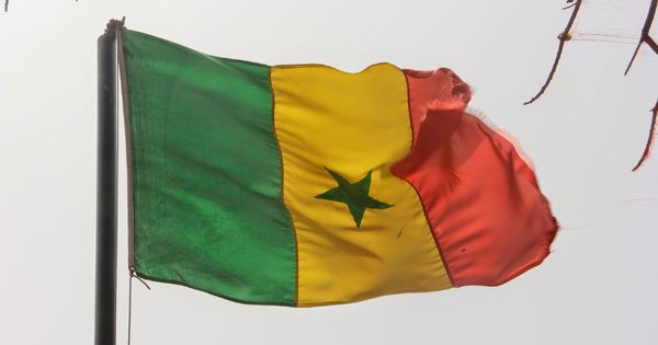 senegal_flag_resized.jpg