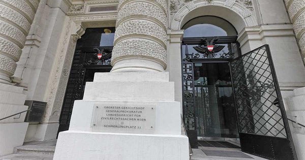 supreme-court-vienna-facebook.jpg