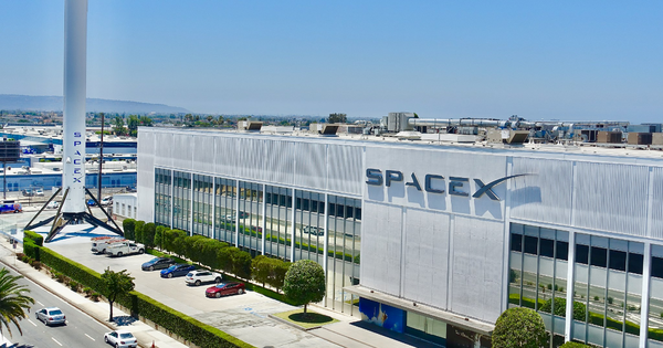 the_spacex_factory-fotor-20230911161721.png