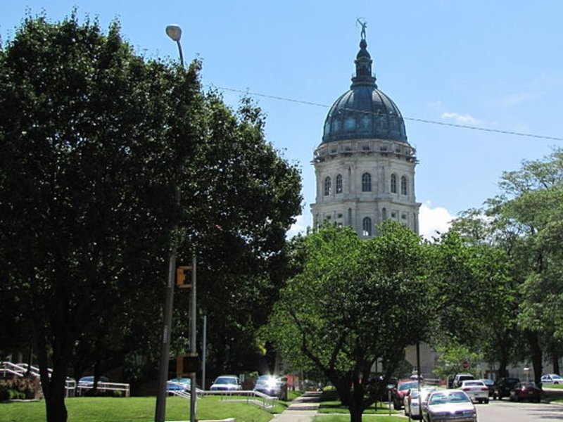 topeka-statehouse-cropped.jpg
