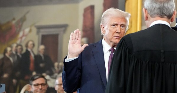 trump-inauguration-cropped.jpg