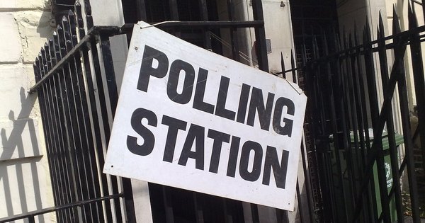 uk_polling_station_sign.jpg